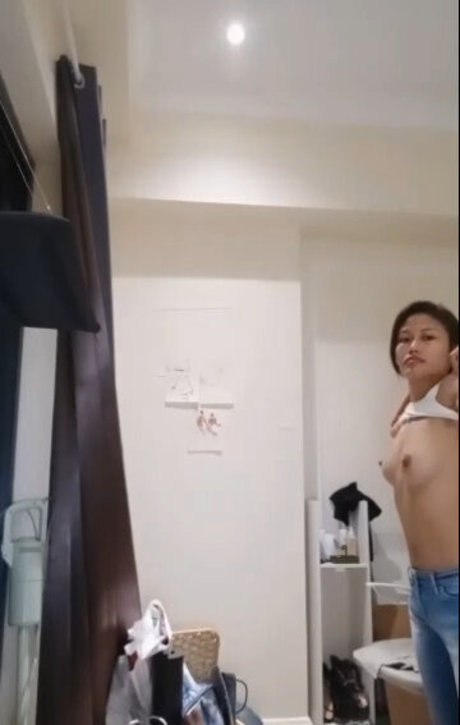 Sas Sy erotische akt bild