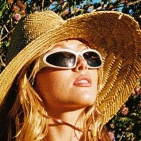 Helois Huthart erotische schöne galerien