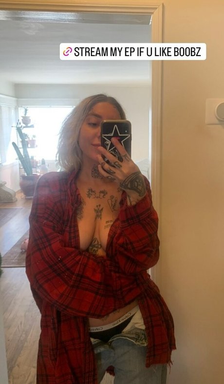 Velvetears erotische akt bilder