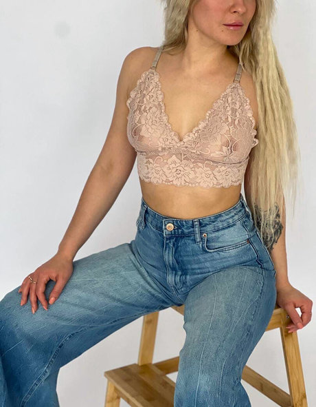 Milavy erotische nacktheit archiv