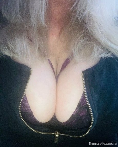 ebenholz-bikini onlyfans xxx kunst galerie