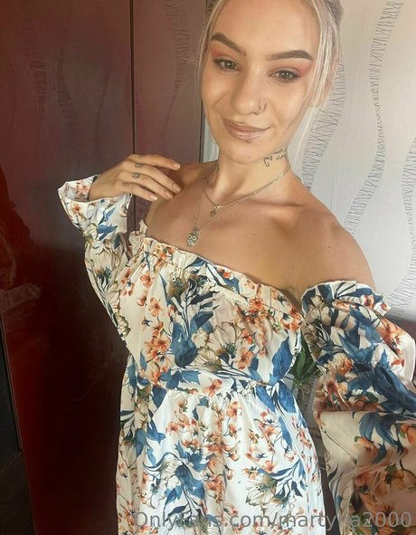 martyna2000 schauspielerin erotische foto