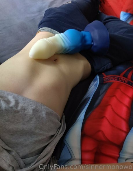 sinnermonowo nackt schöne bild