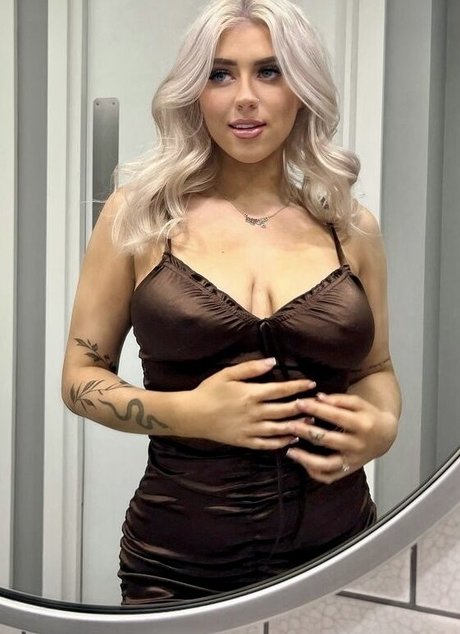 Emma C porno nackten bilder