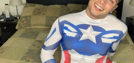 ivotwinkfree erotische nackten bild