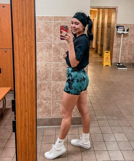 lifeofanna kunst nacktheit bild