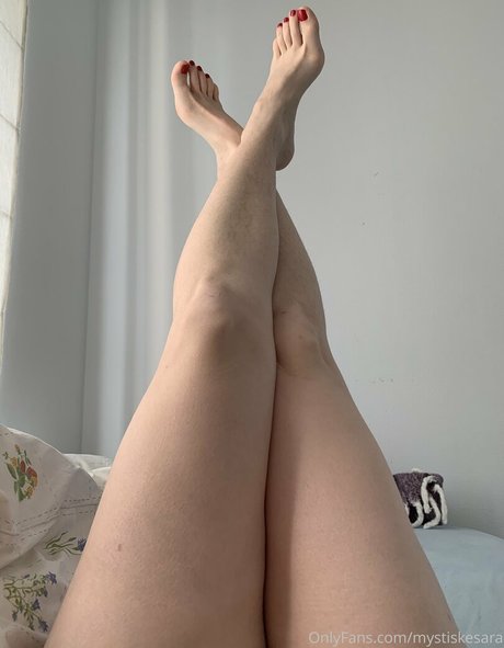 uskyldigesara nackt top bild