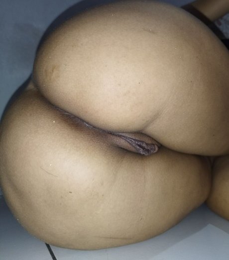 mikynha oficiall xxx perfekte bild