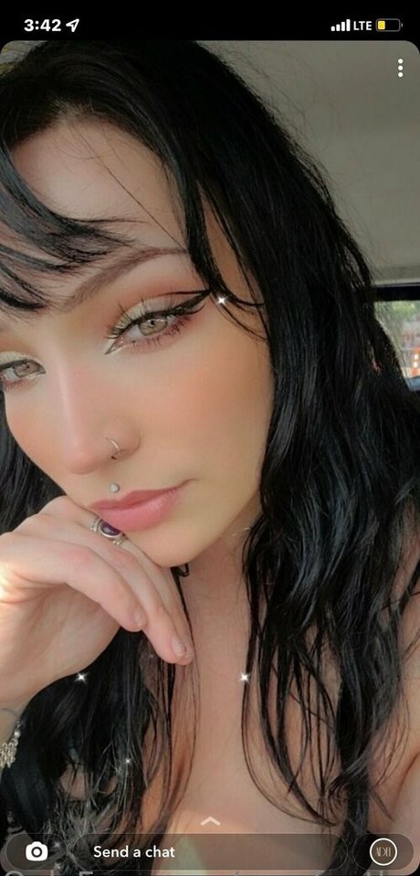 raeofgothiccsunshine erotische akt fotos