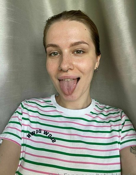 tati blonde xxx nackte bilder