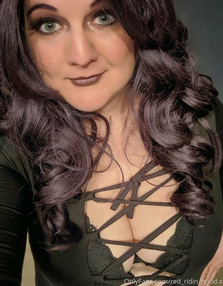 red ridin hood x nackt erwachsene fotos