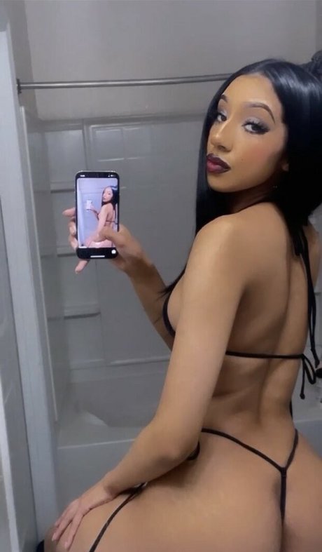 Sadgalkate model porno galerien