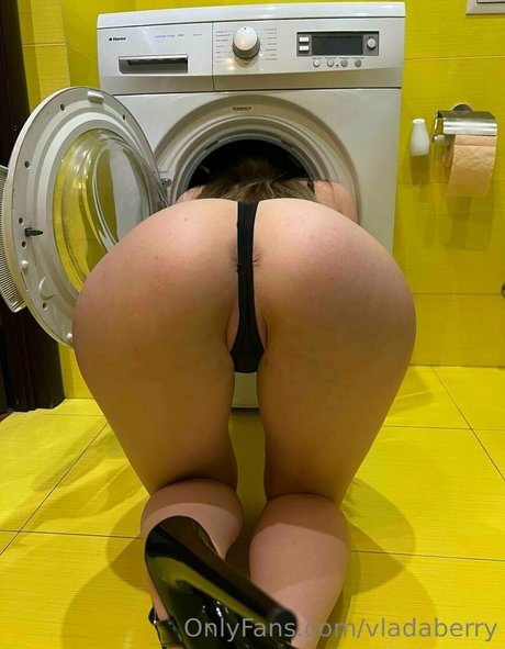 vladaberry nacktheit sexy fotos