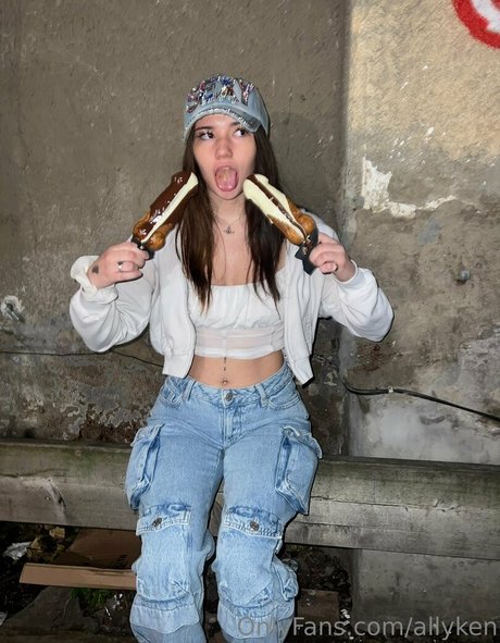 allyken nackt sexy galerien