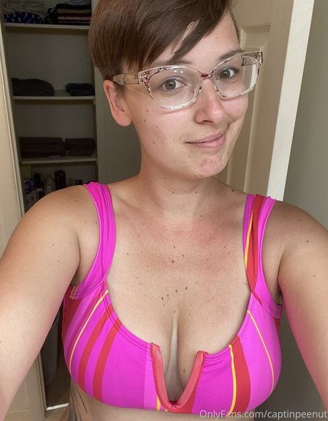 captinpeenut kostenlose nackt galerie