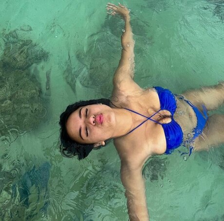 Shania Hawkins erotische exklusive fotos