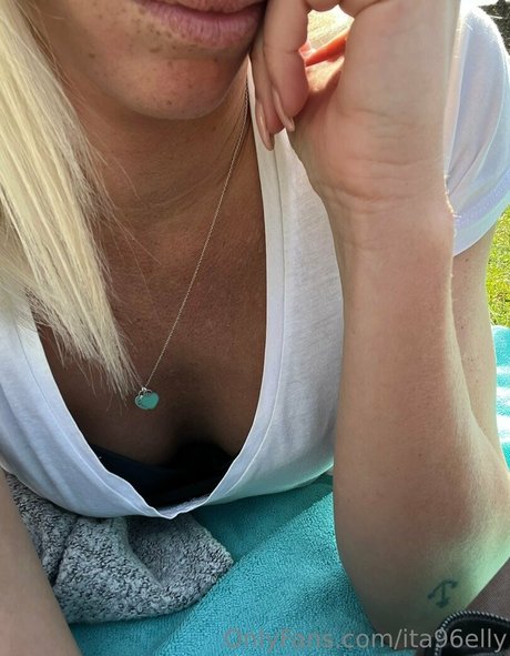 ita96elly kostenlose erotische bilder