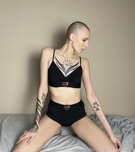 therustyranger schauspielerin akt bilder