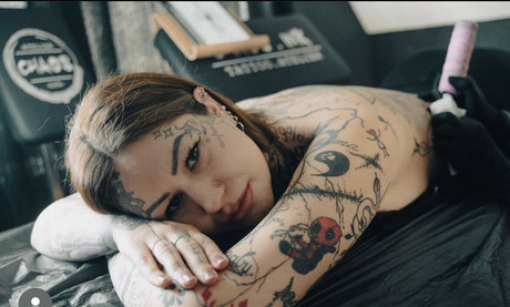 MisaAuxt hd nackten foto