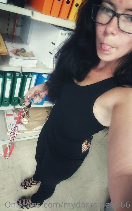 mydarkside6666 perfekte pornostar archiv