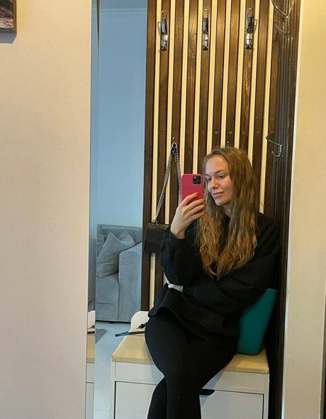 your nice aislin nackt hd foto