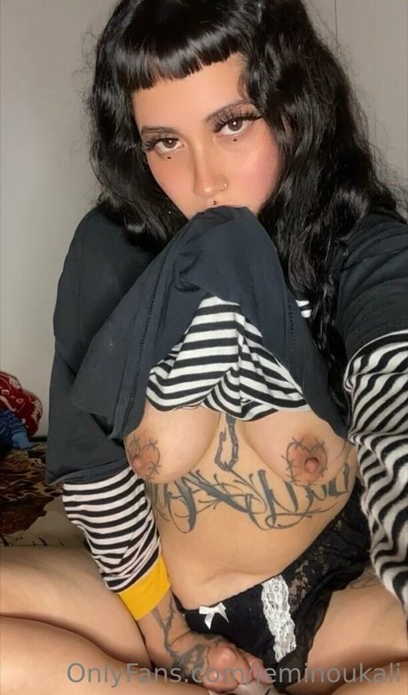 leminoukali erotische nackt bild