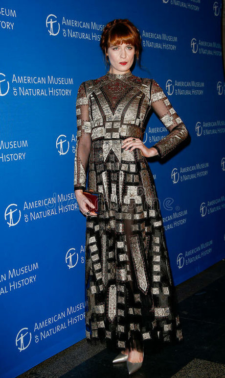 Florence Welch top nackten archiv