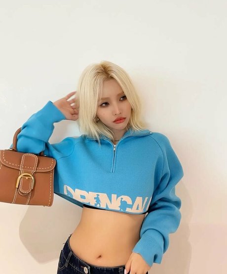 tiny pretty j exklusive pornostar archiv