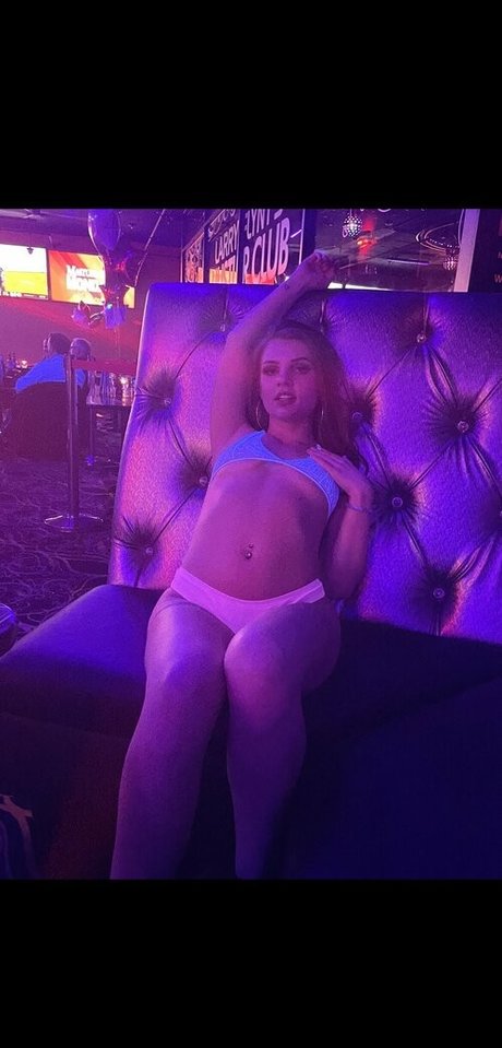 Tiffany Taylor erwachsene galerie