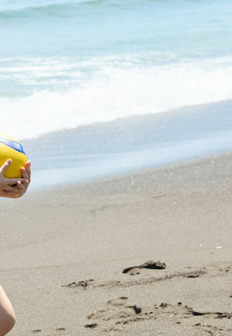 Kikuchi Hina hübsche akt foto