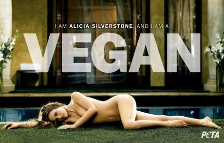 Alicia Silverstone kunst nackt fotos