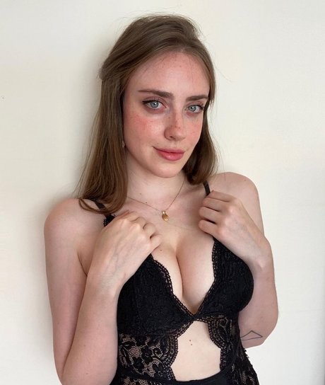 Magui Ansuz perfekte schöne bild