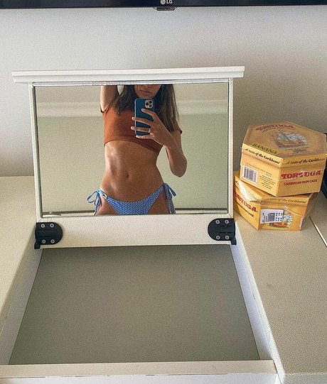 Montana Brown beste nackte bild