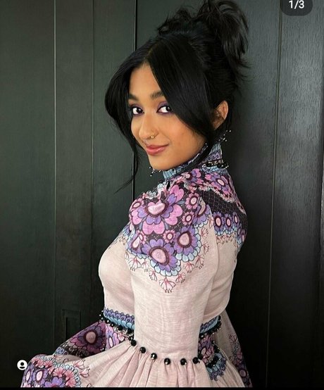 Maitreyi Ramakrishnan exklusive sex bilder