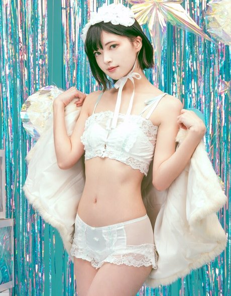 rirerere00 schauspielerin perfekte bild