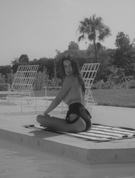 brünettes häschen nur fans sexy exklusive fotos