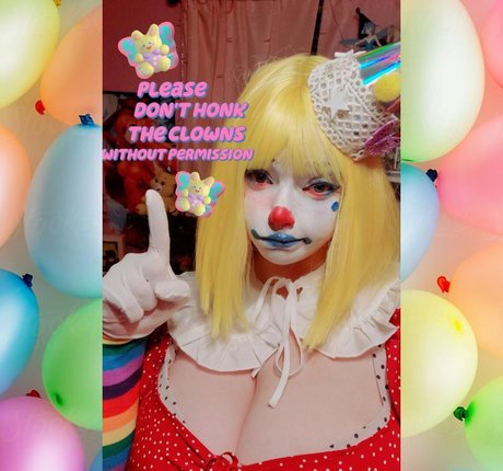 Bouncyclown porno nacktheit foto
