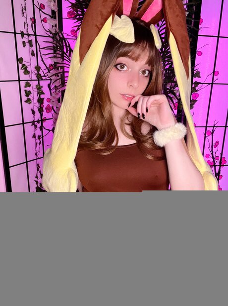 MayvisAlyce top akt bilder