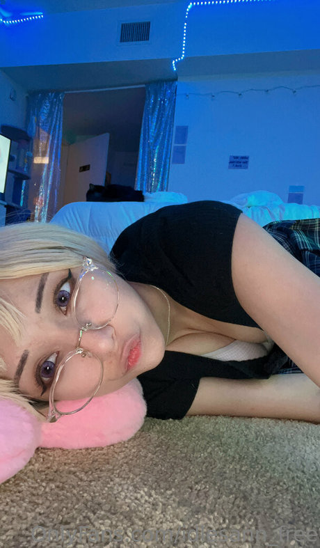 idlesann free hübsche kunst foto