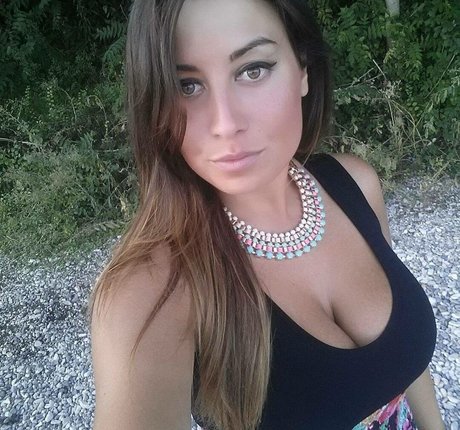 curvygirl89 top kunst bild