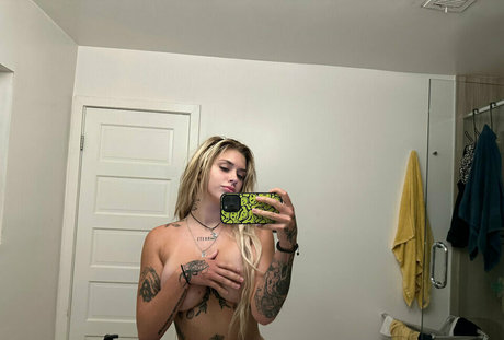 Kgraced top pornographische galerien