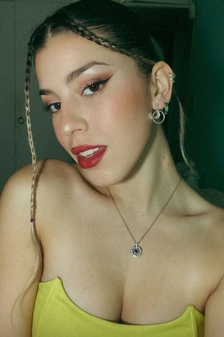 Valentina Legaria top hübsche archiv