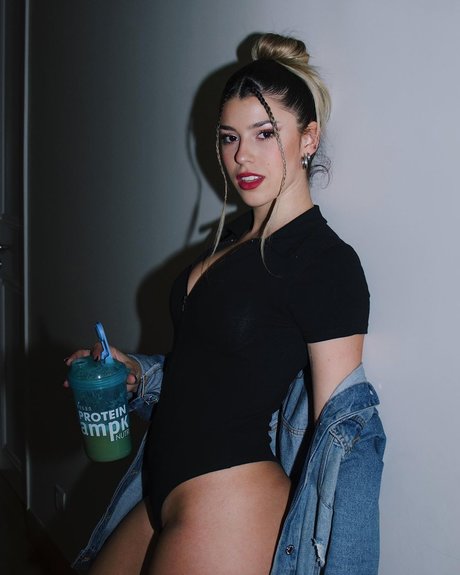 off-grid-onlyfans kunst akt bild