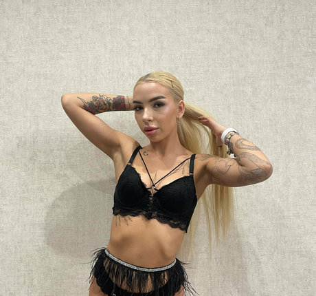 leila crystal sexy nackten fotos