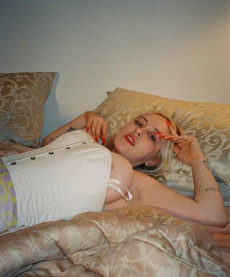 Harmony Tividad hübsche hd foto