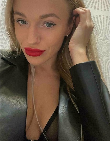 aislinxxxmodel model foto