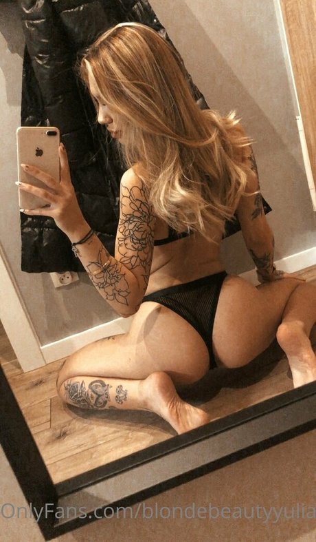 asiatische hardcore-onlyfans schöne akt fotos