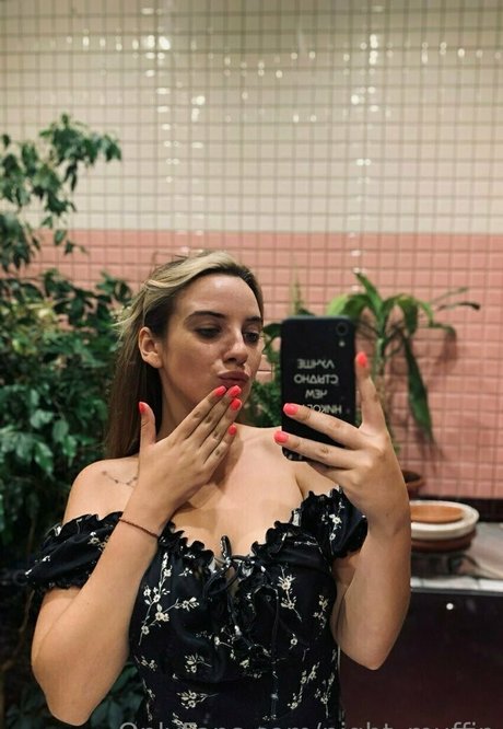 night muffin erotische akt foto