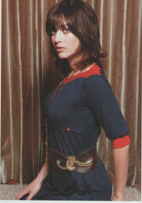 Lizzy Caplan Bilder