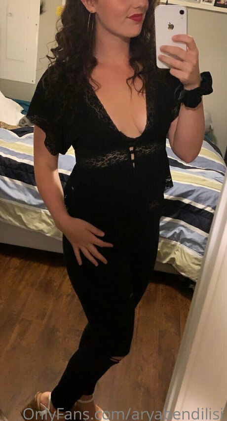 aryabendilisi heiße sexy bilder